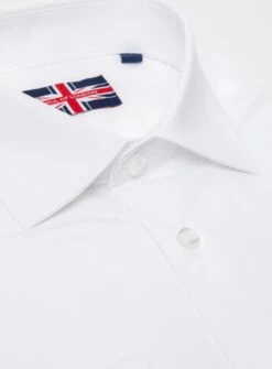 Devant -Modeel Egante Magasin A03 SO706 WH2