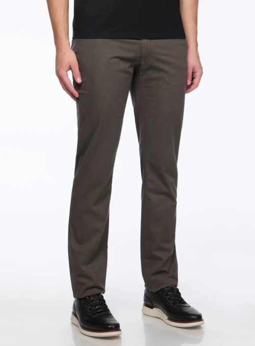 BRAX Chino à Micro Diamants 'Chuck' 11 BRAX Chino à Micro Diamants 'Chuck' -Modeel Egante Magasin B16 87 1558 BR scaled