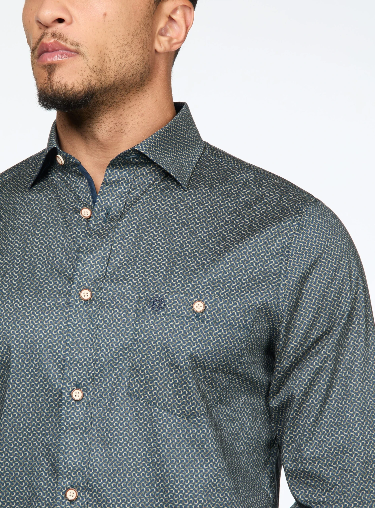 Chemise Verte à Motif Géométrique 4 Chemise Verte à Motif Géométrique – Image 2