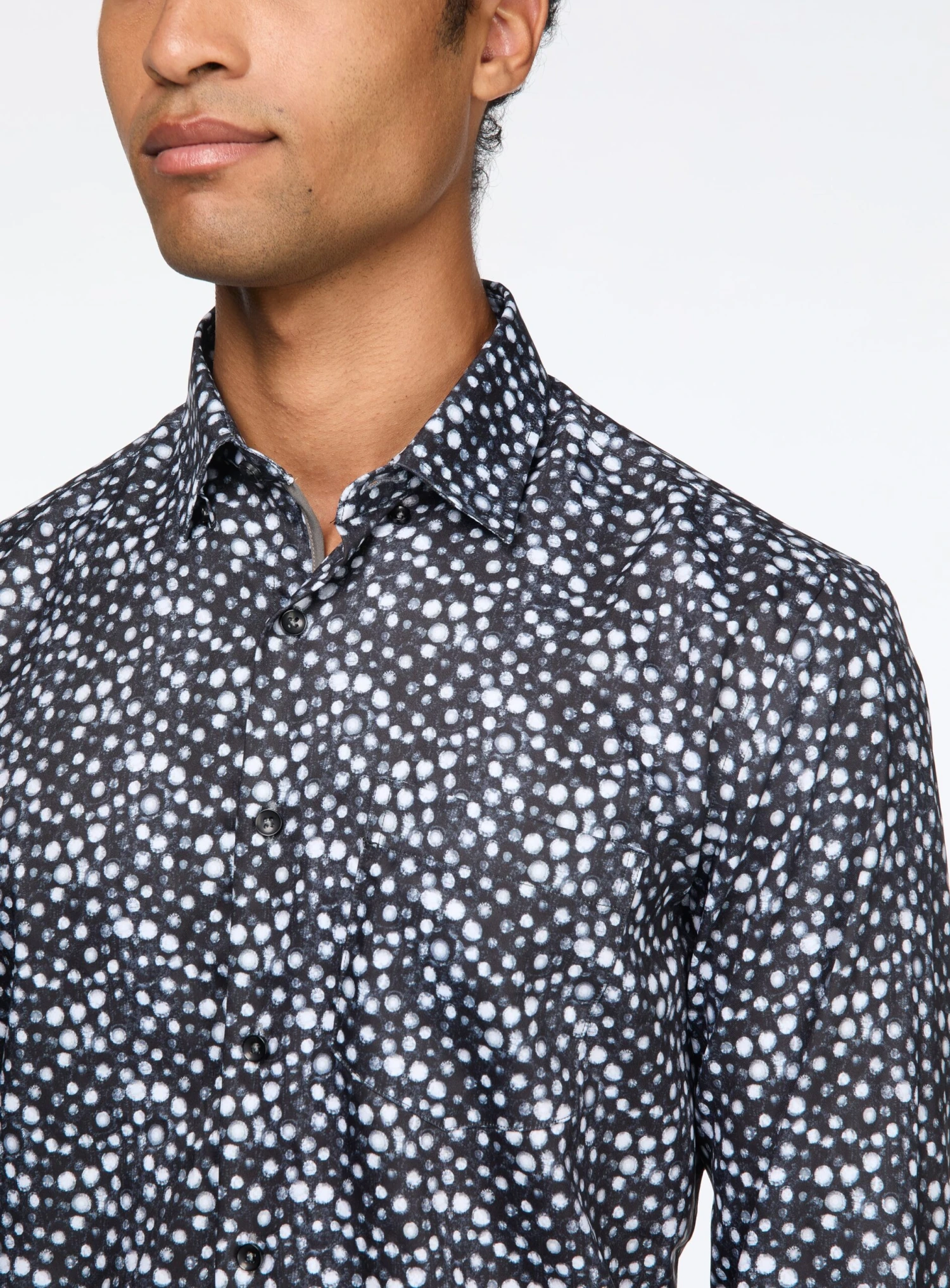 Chemise En Microfibre à Motif De Cercles 4 Chemise En Microfibre à Motif De Cercles – Image 2