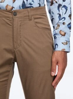 Chino à Motif De Micro Diamants -Modeel Egante Magasin P15 4508650 TP2