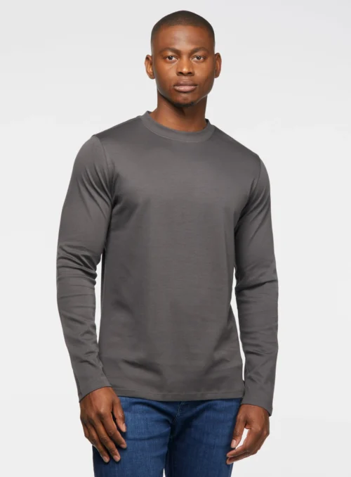 Chandail à Col Rond 'High Crew' -Modeel Egante Magasin R21 RB82247 CN scaled