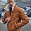 Manteau En Peau De Mouton -Modeel Egante Magasin S10 DUTTON CM.Camp scaled