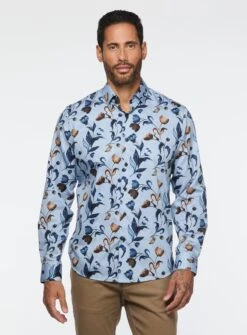 Chemise Bleue Ă Motif De Tulipes