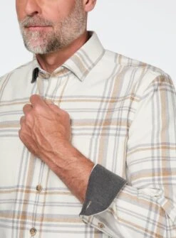 Devant -Modeel Egante Magasin W15 2512751 CG2